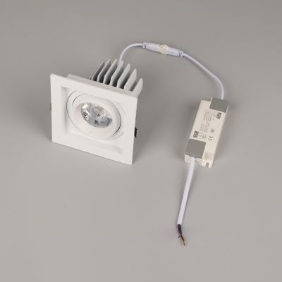 4478ea8087fe7ceab5e3ece0fae48de1